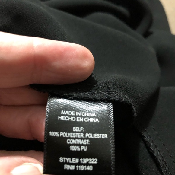 Double Zero Vest. Faux Leather and Chiffon. Size small. Black. - Picture 5 of 6